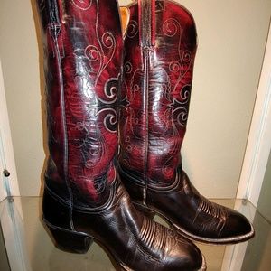B10. Lucchese Vintage Cowboy Boots 6.5 men's = 8 Woman